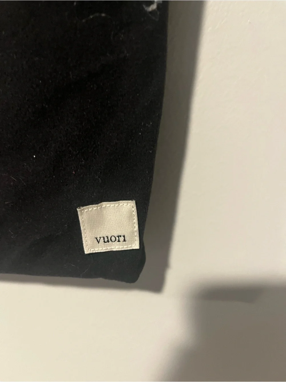 Vuori Black Seamless Racerback Sports Bra